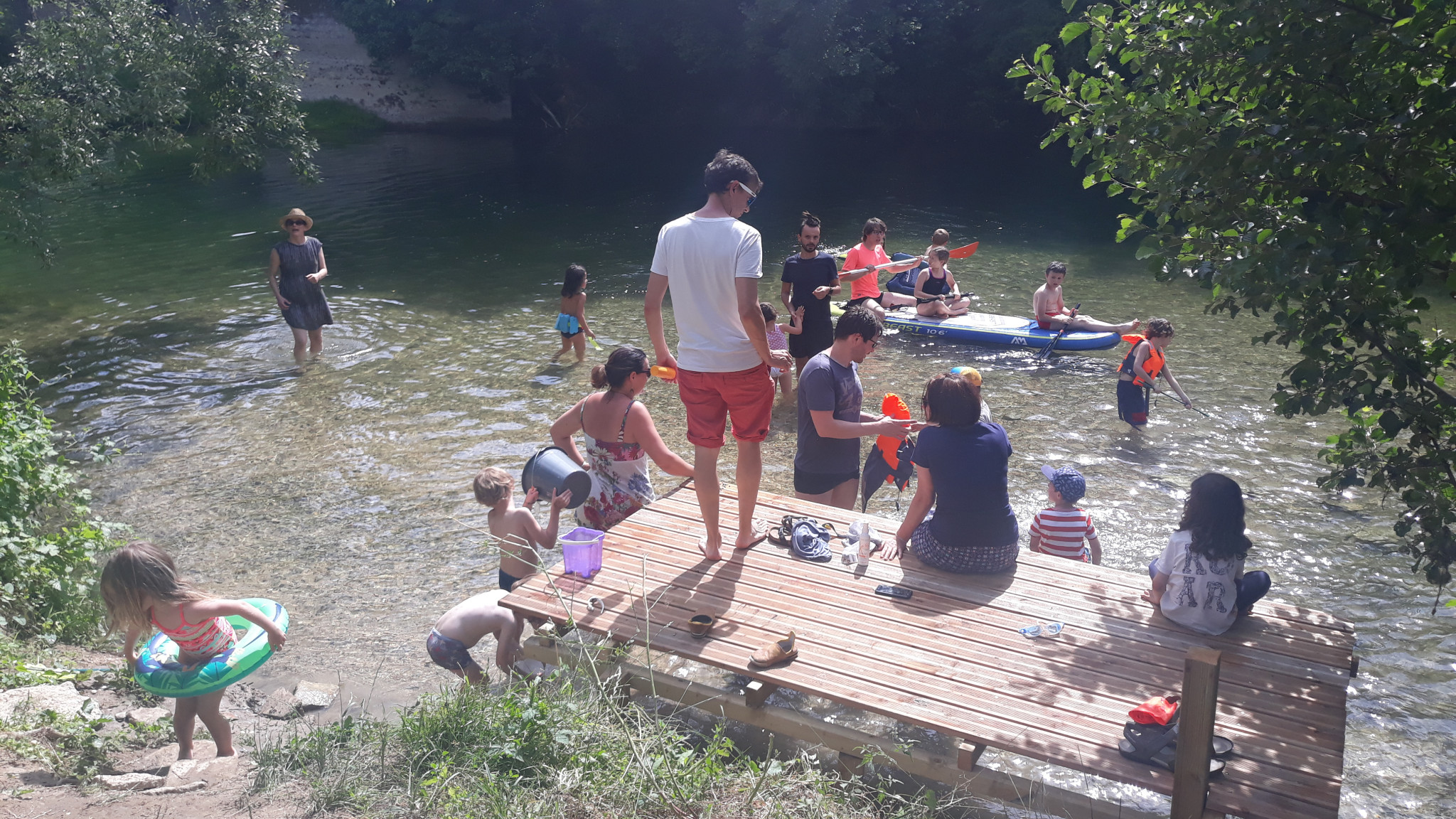 Retrouvailles avec des familles voyageuses, un week-end convivial et inspirant.
