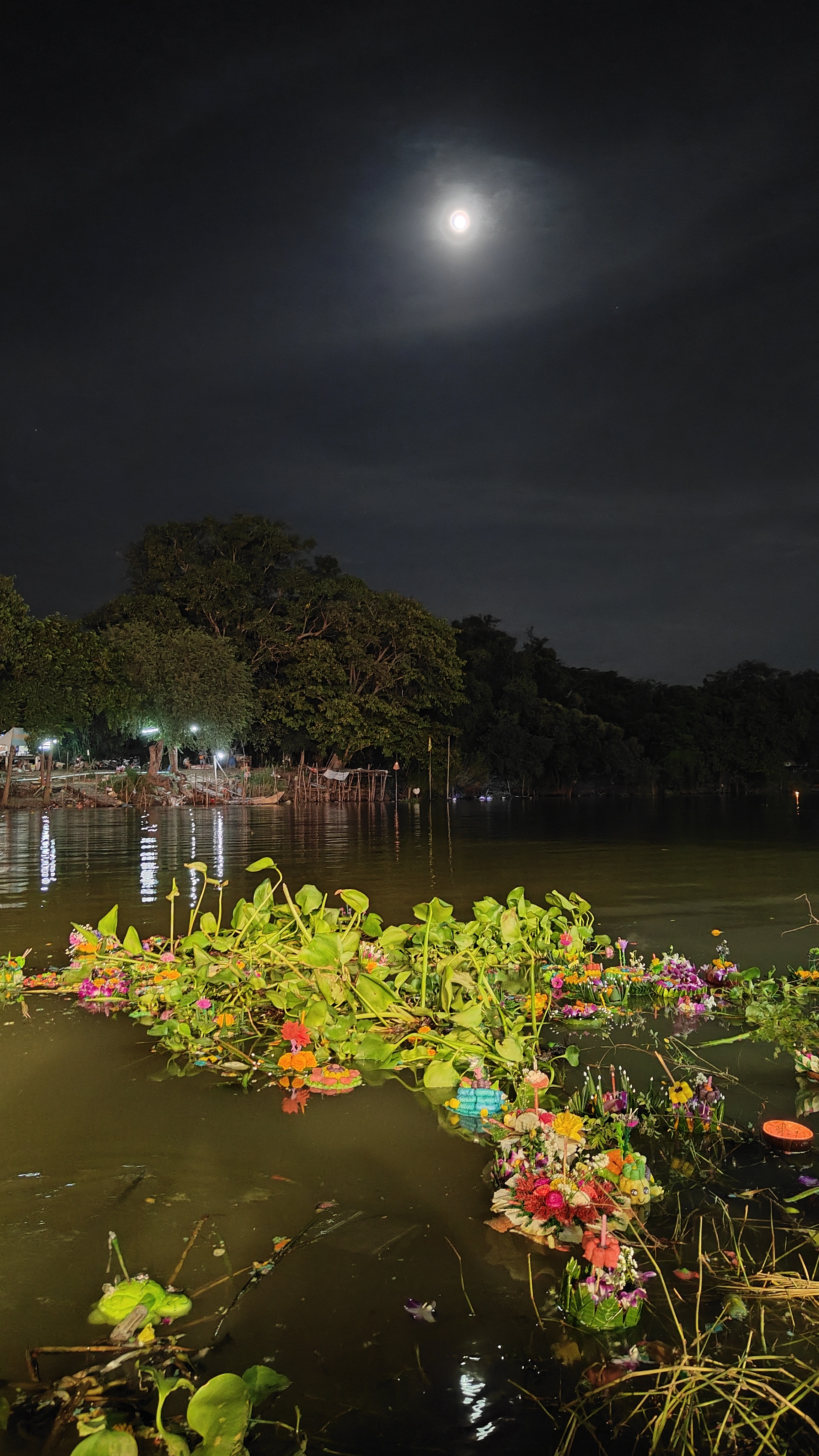 Loy Krathong