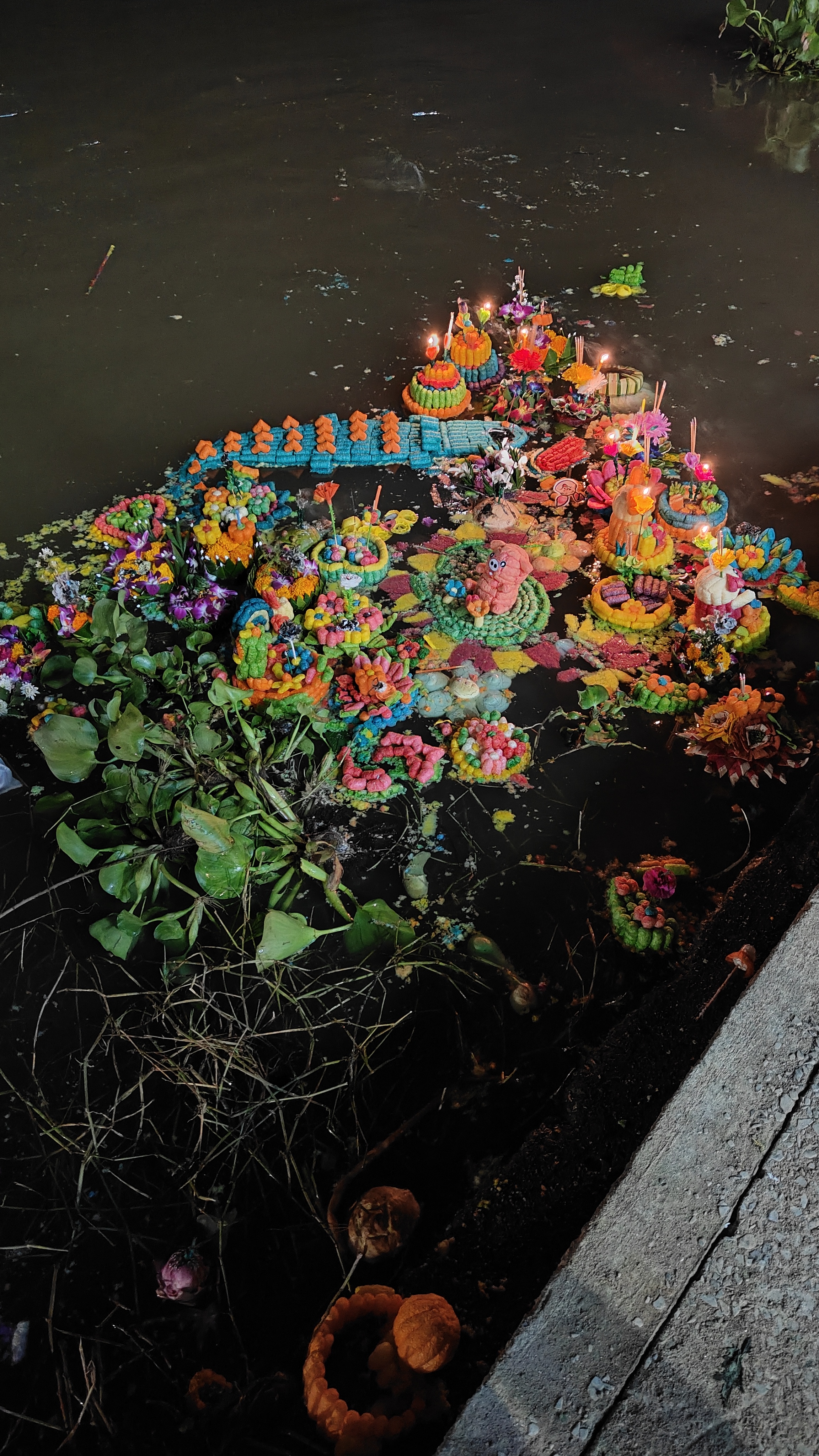 Loy Krathong