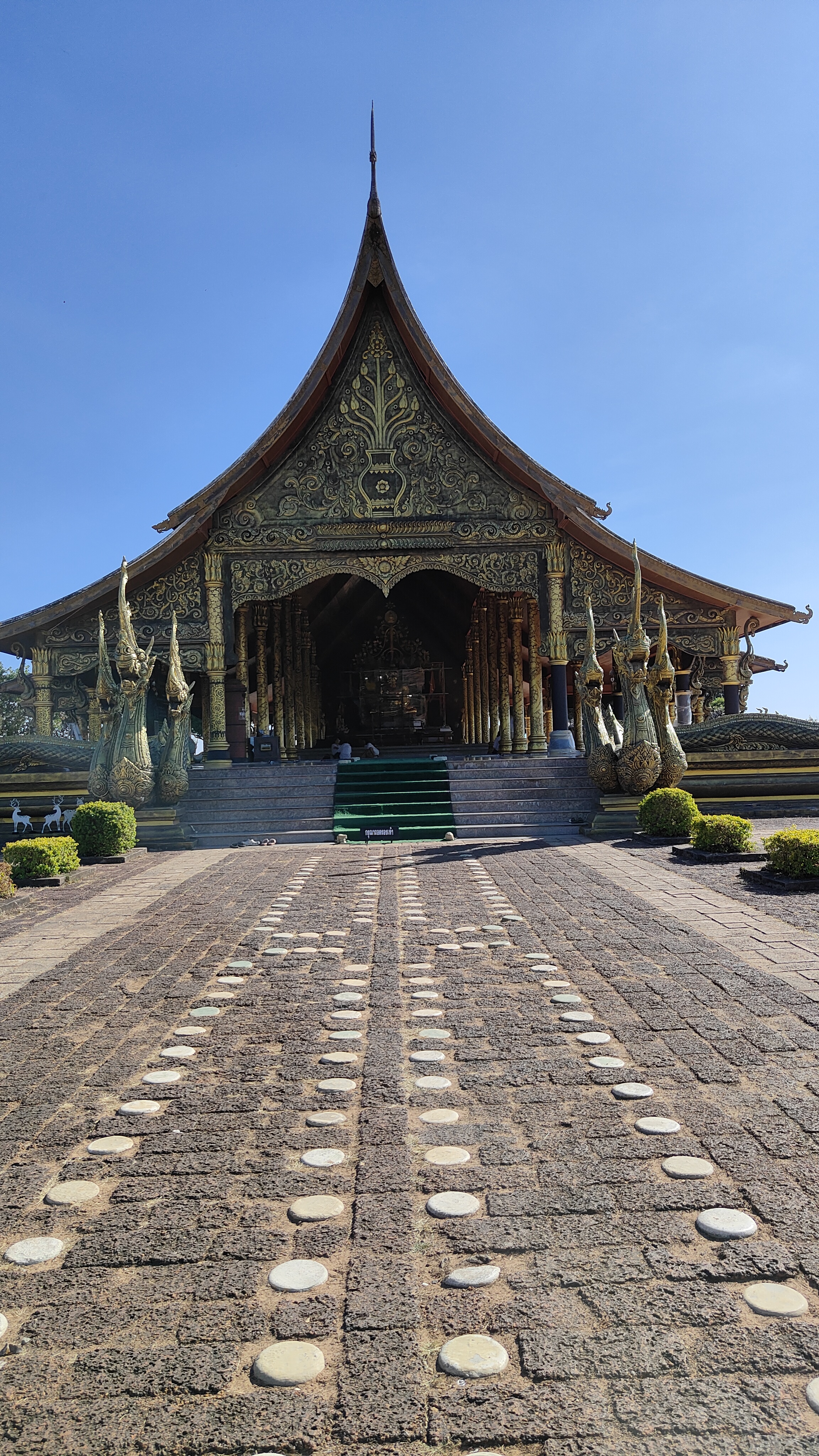 Wat Sirindhorn Wararam