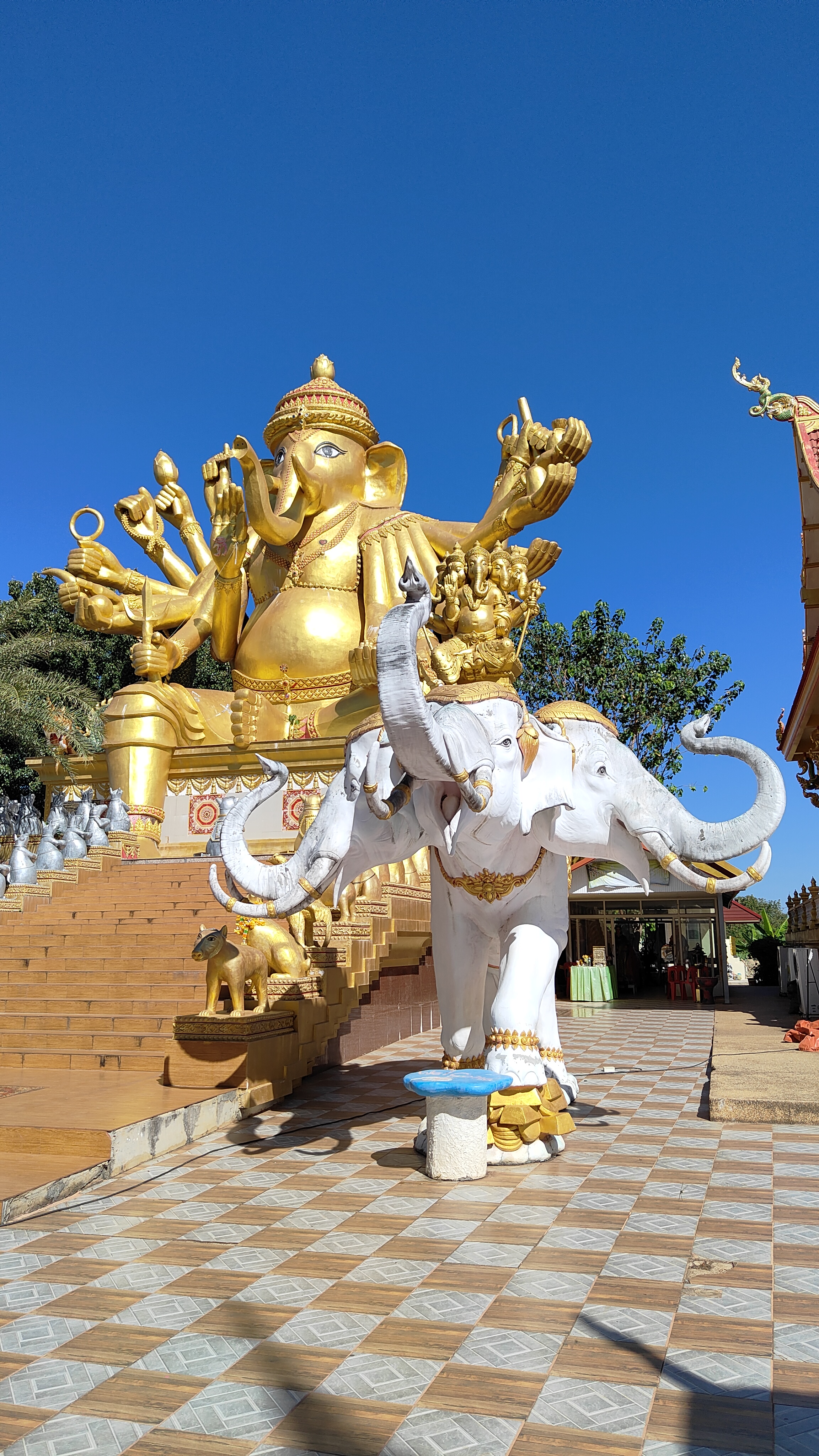 Wat Mae Ya Som