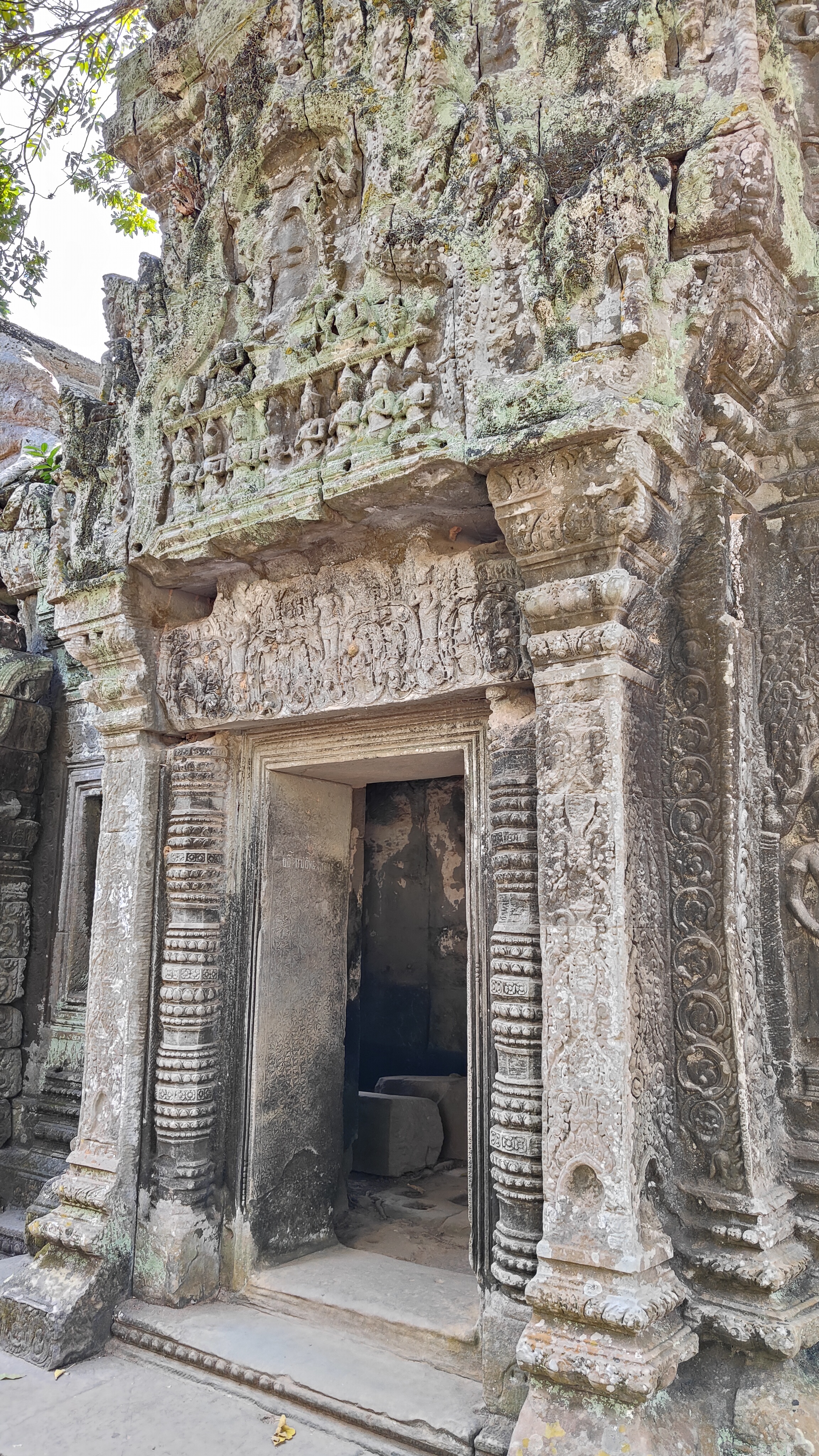 Ta prohm