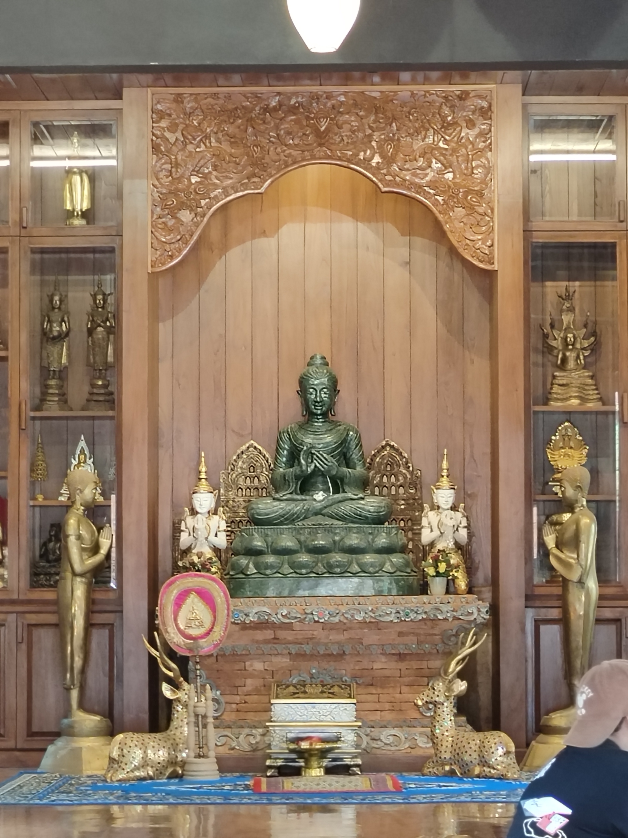 Wat Lok Moli