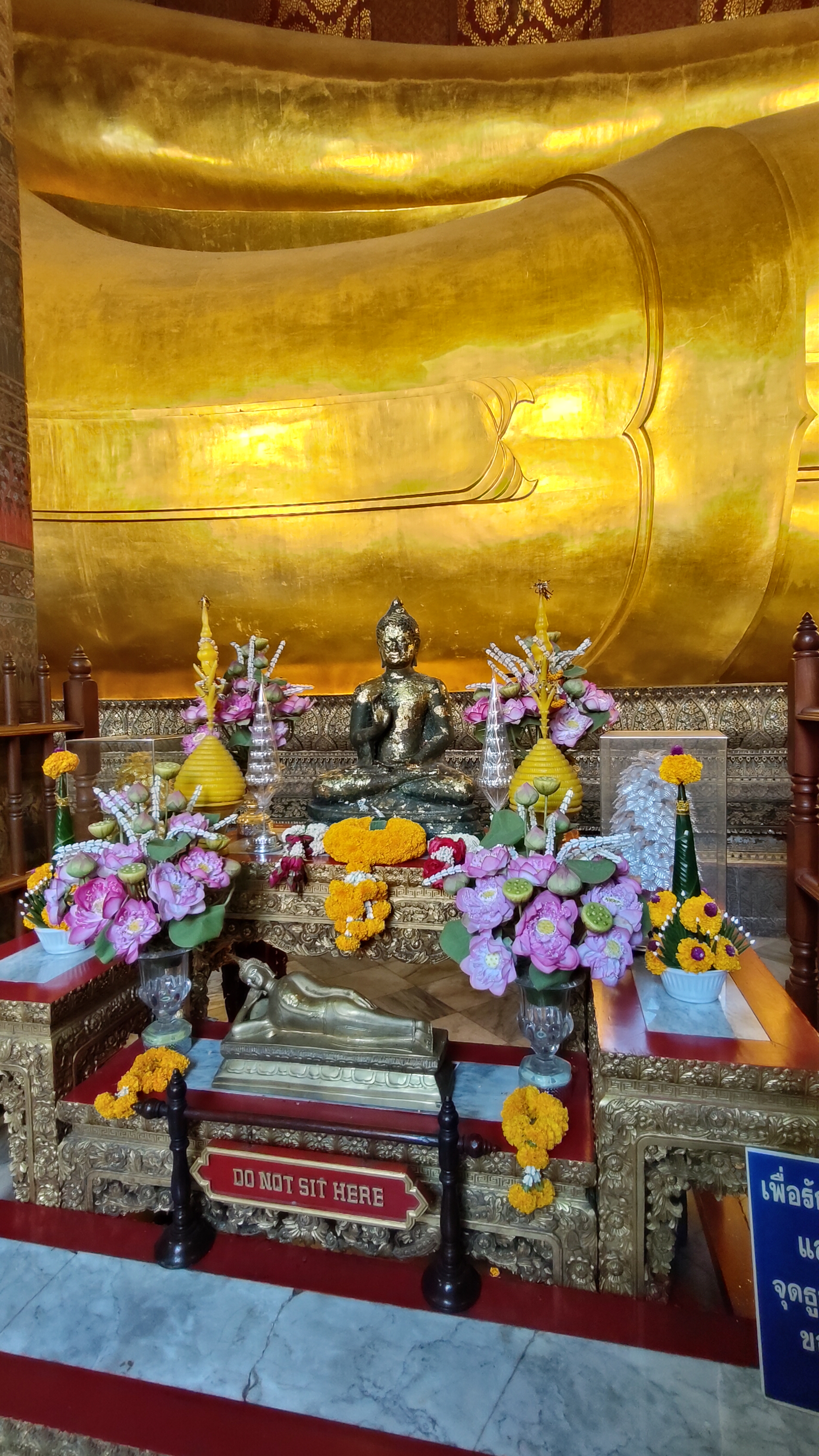 Grand Bouddha couché