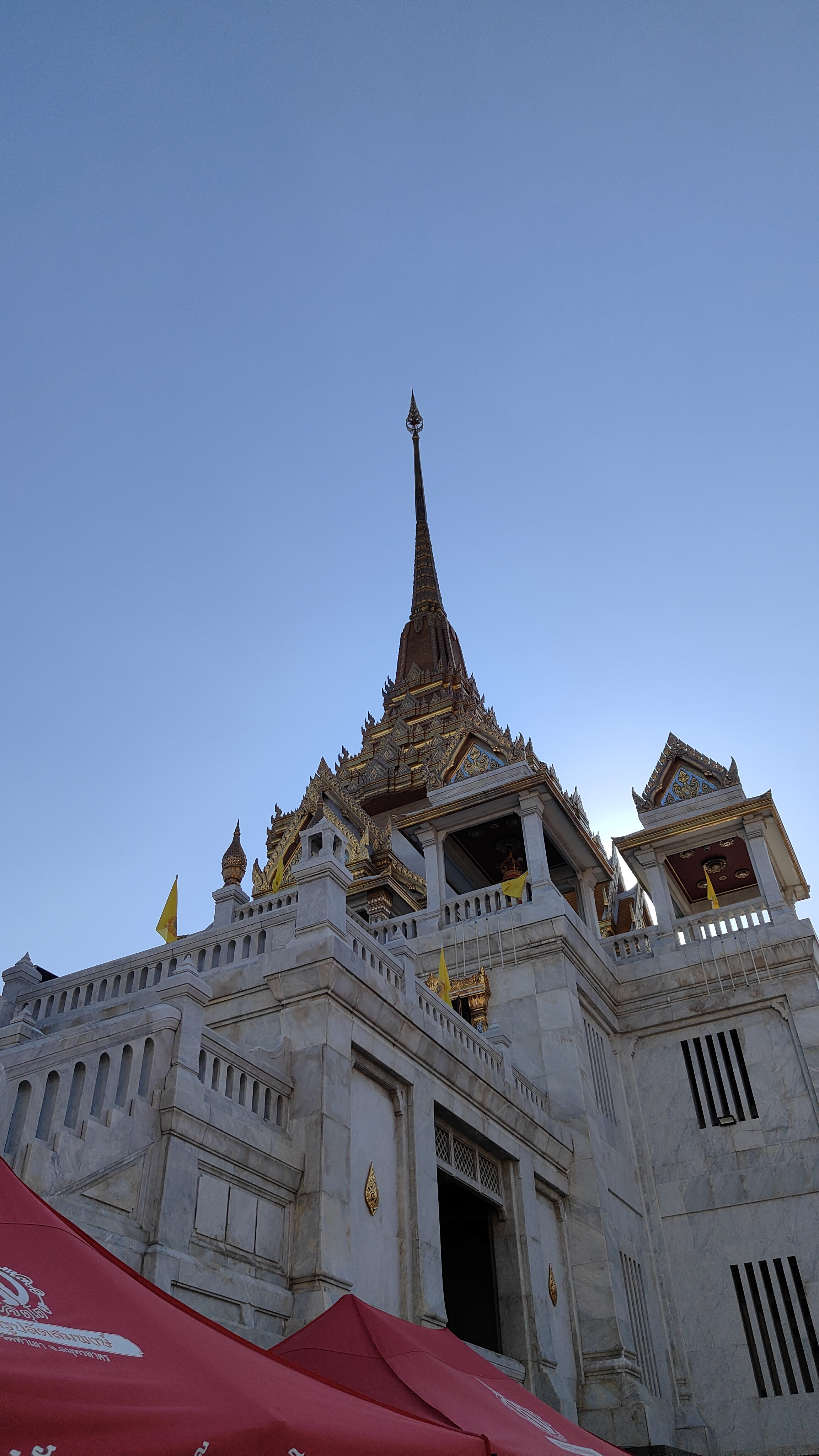 Wat Traimit