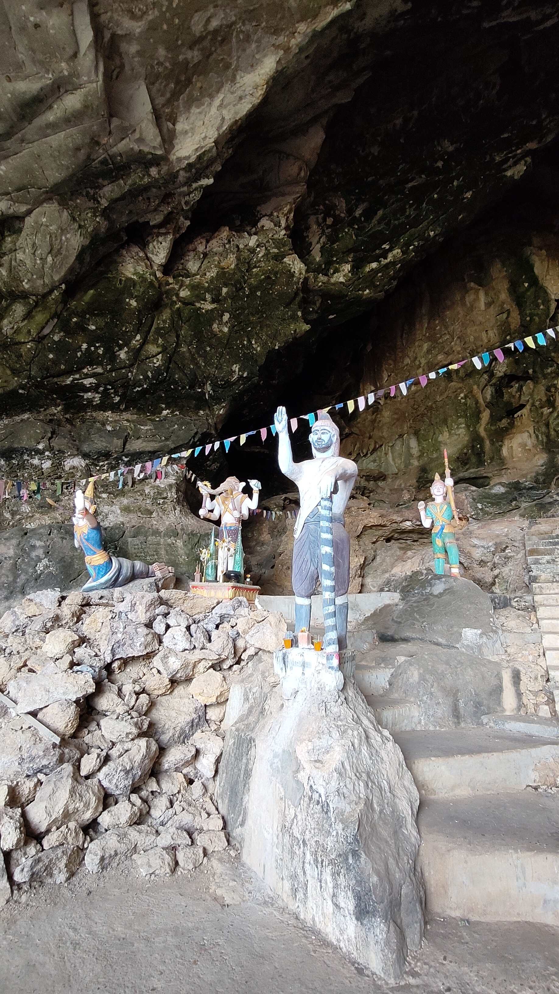 boucle de Thakekh - Elephant Cave