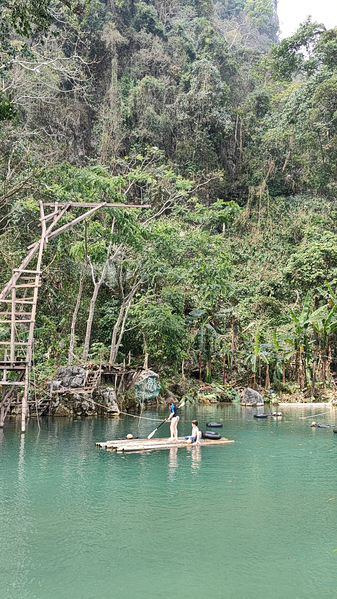 Vang Vieng - lagoon3