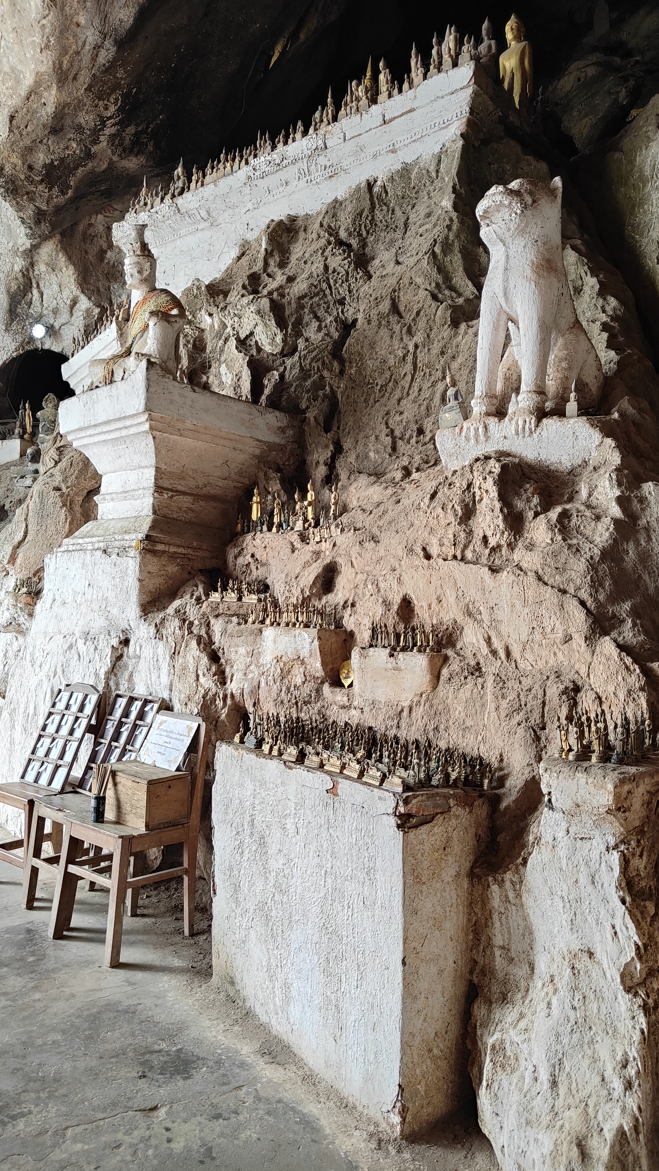 grottes de Pak Ou