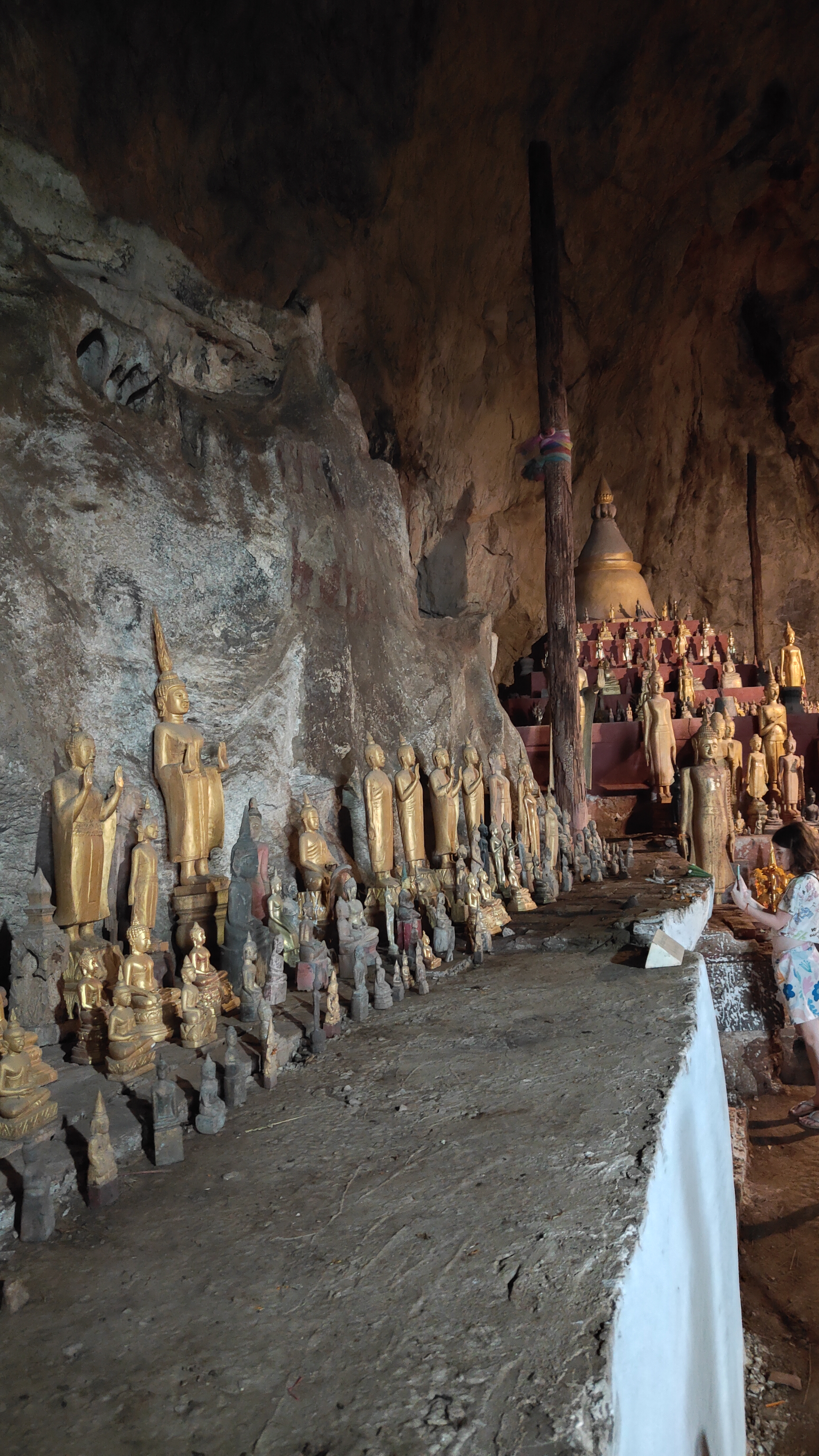 grottes de Pak Ou