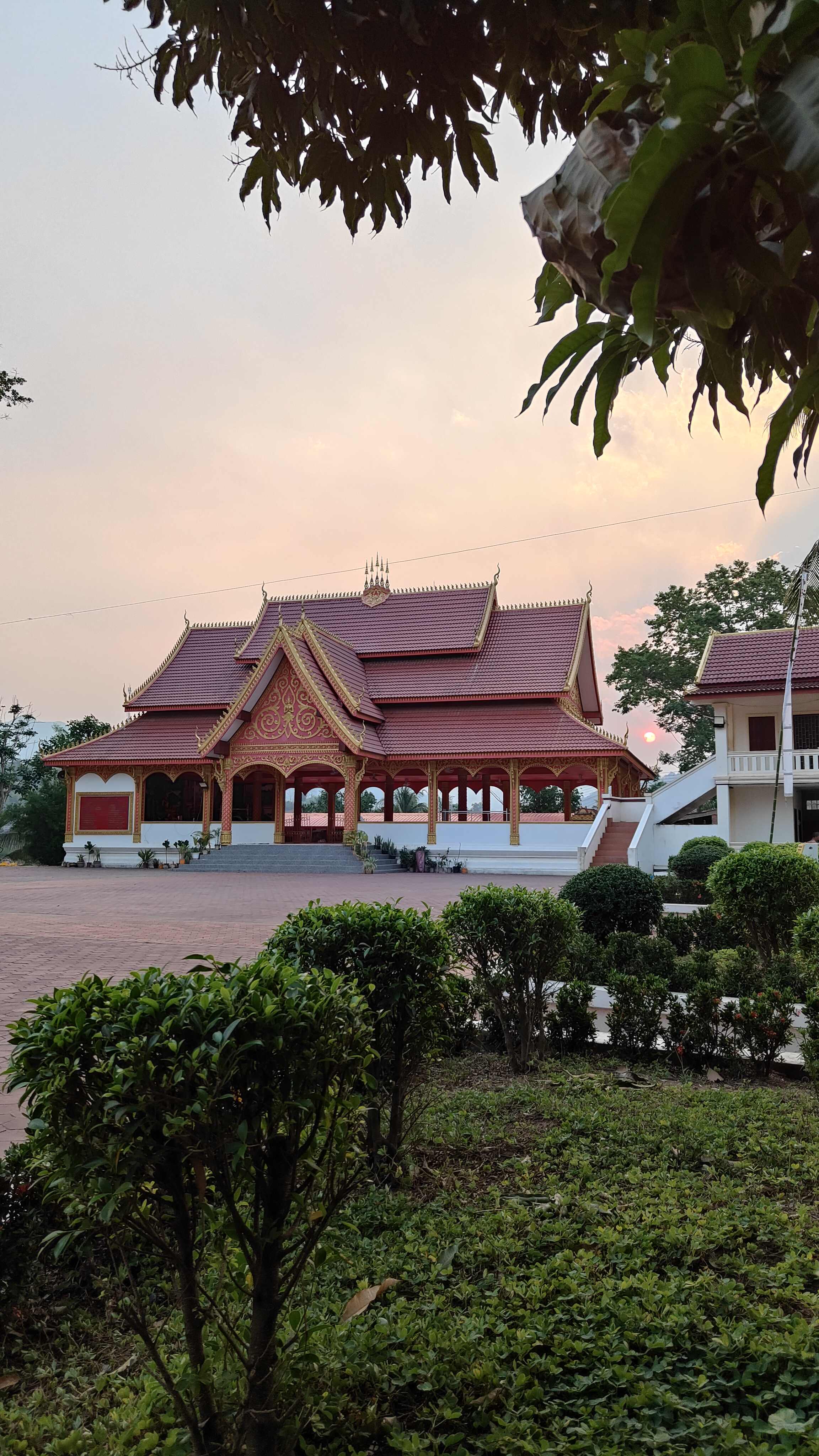 Phachao Singkham Temple