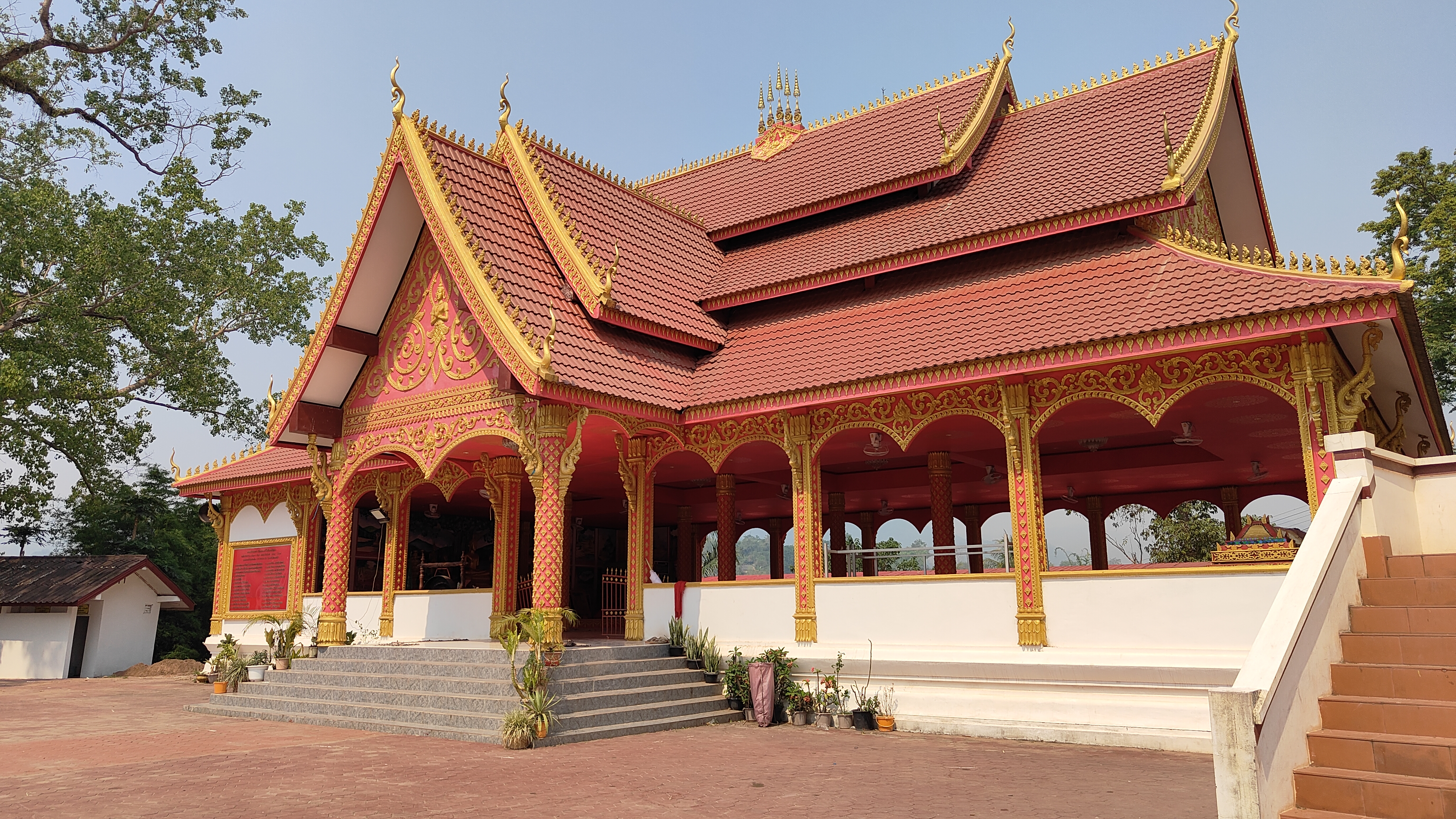 Phachao Singkham Temple