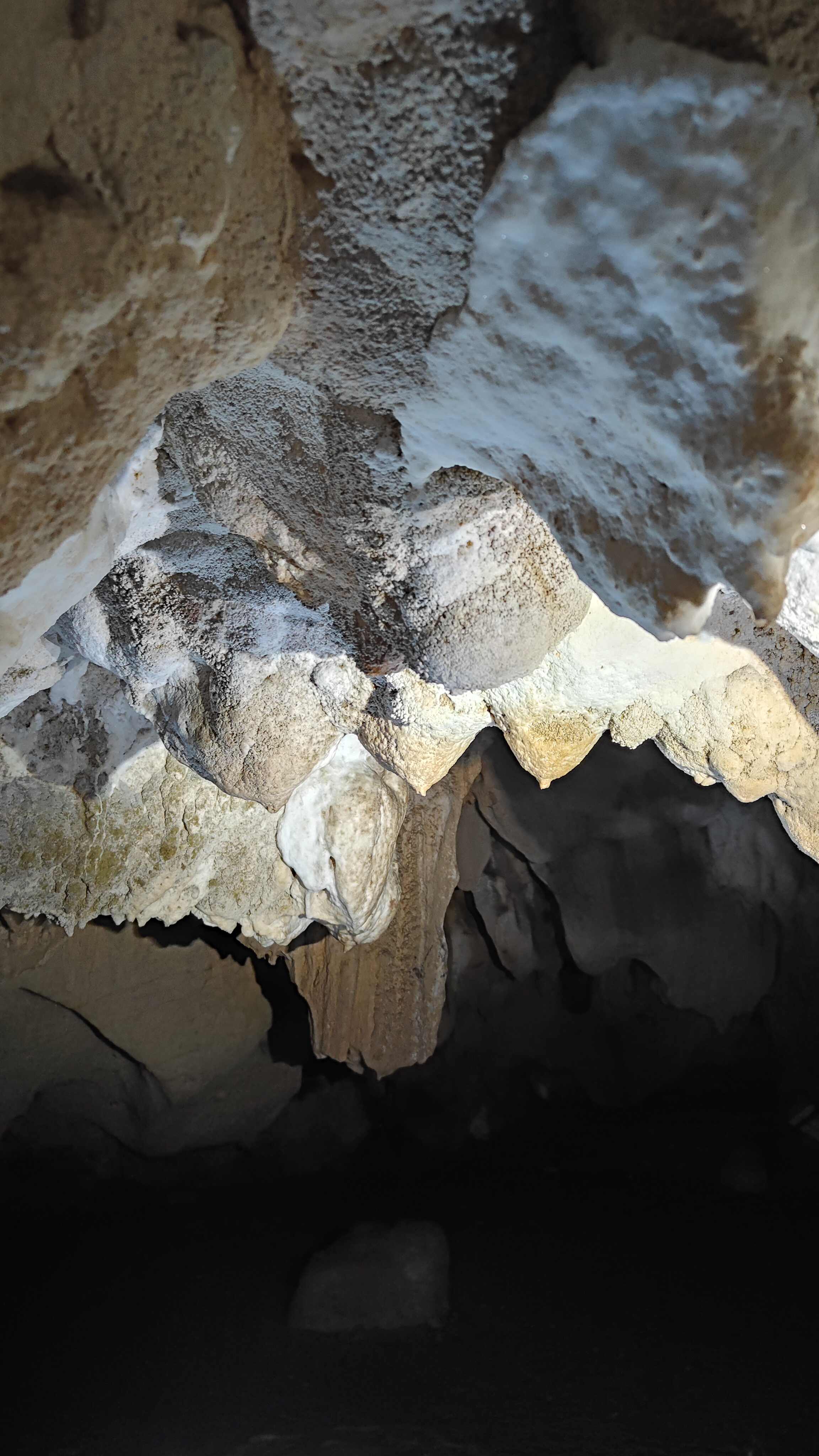 grotte de Chom Ong