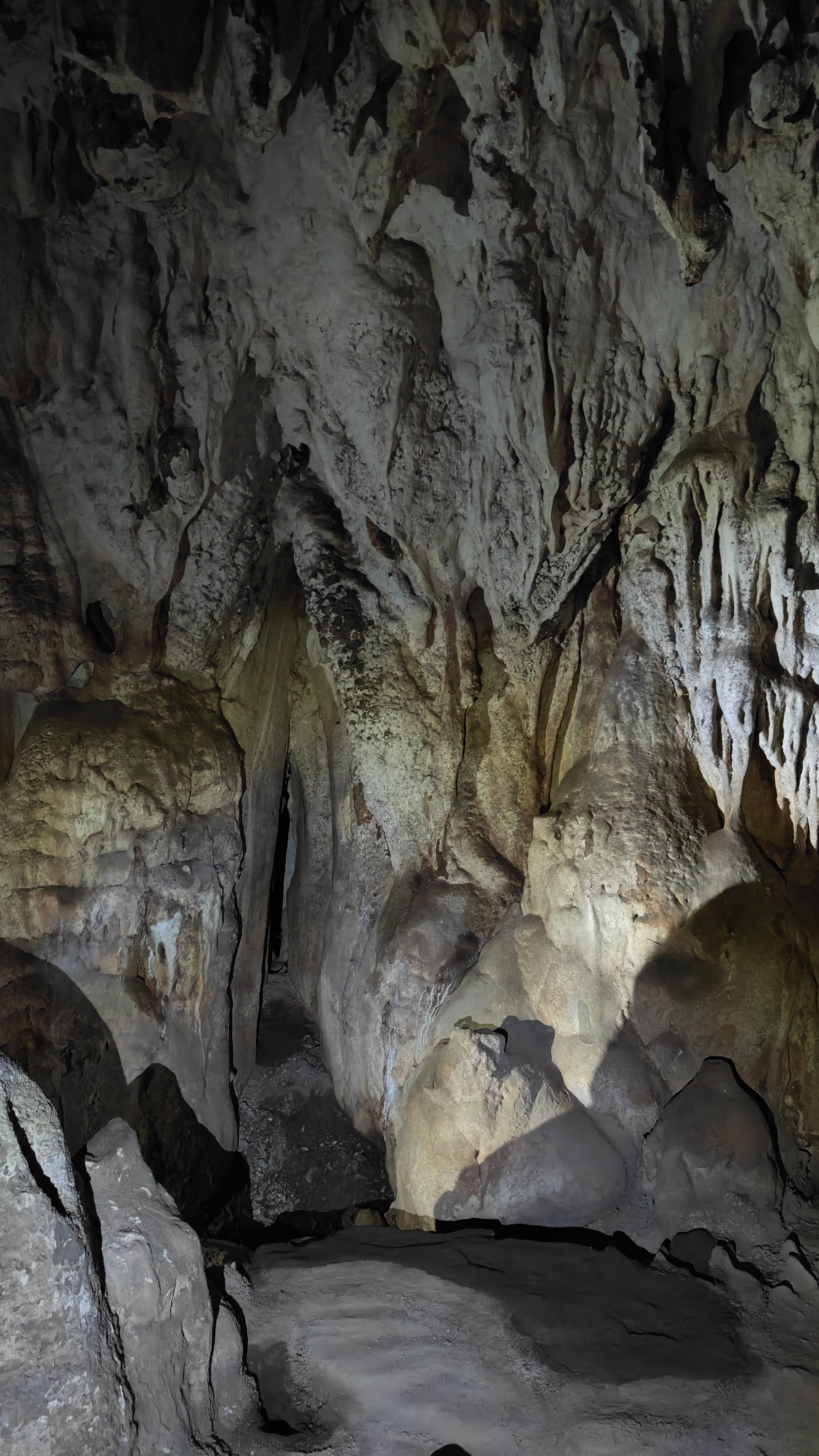 grotte de Chom Ong