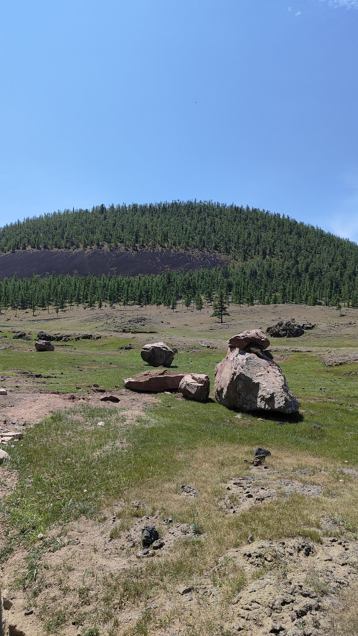 volcan Khorgo - richesses naturelles