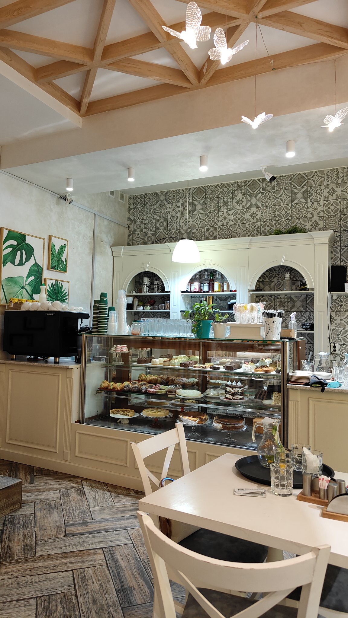 café