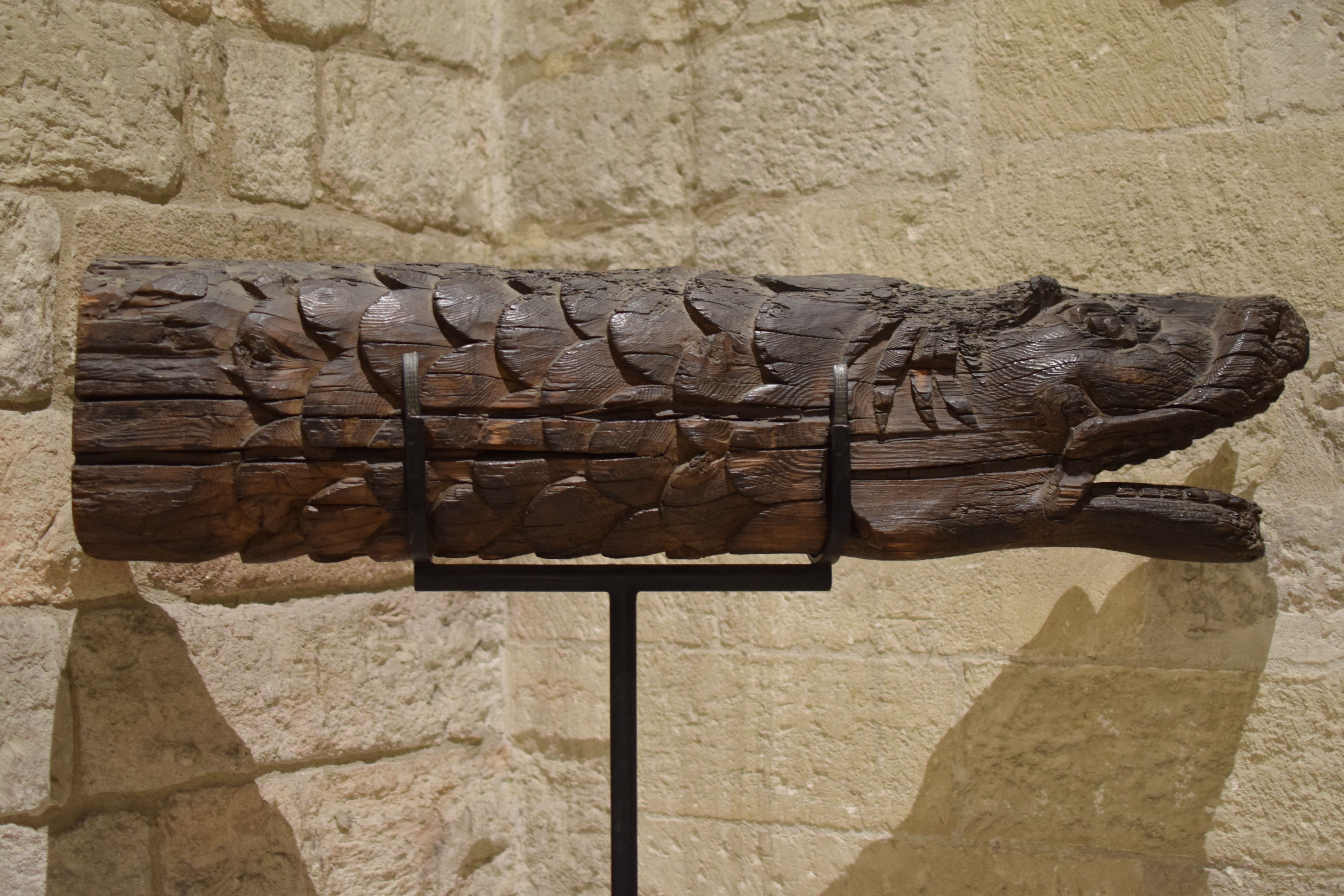 Exposition à l'intérieur du Palais des Papes